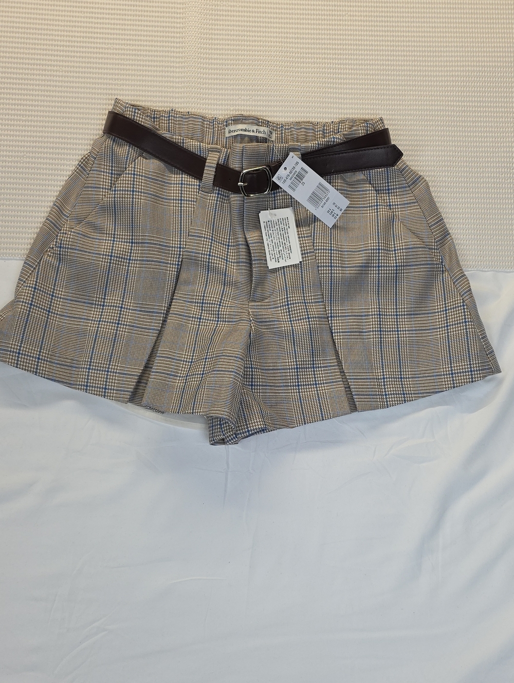 Abercrombie & Fitch Plaid High-Waist Shorts with Dark Brown Belt 25